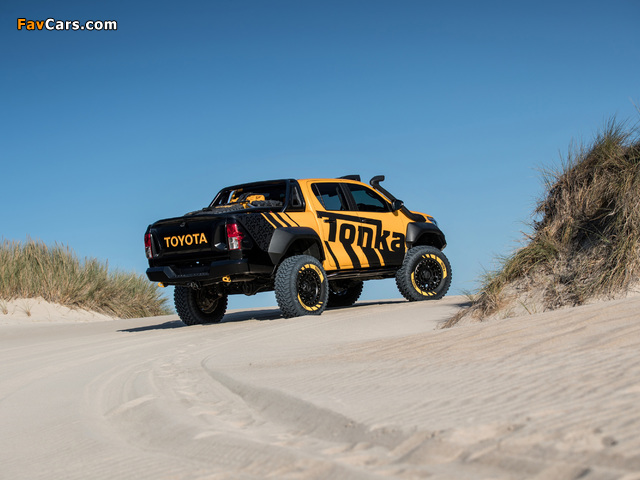 Toyota Hilux Tonka Concept 2017 photos (640 x 480)