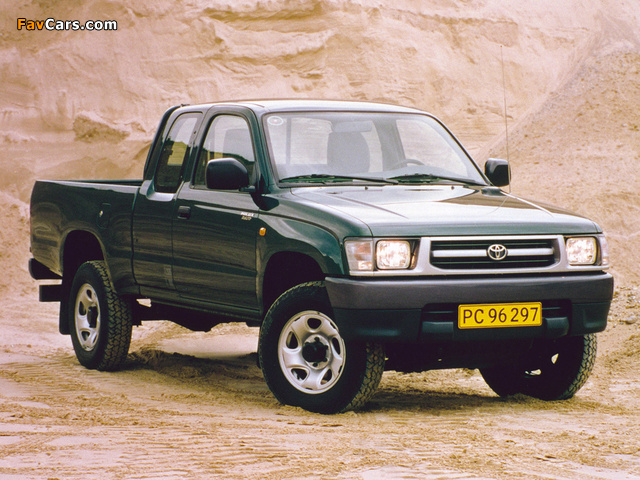 Toyota Hilux Xtra Cab 1997–2001 wallpapers (640 x 480)