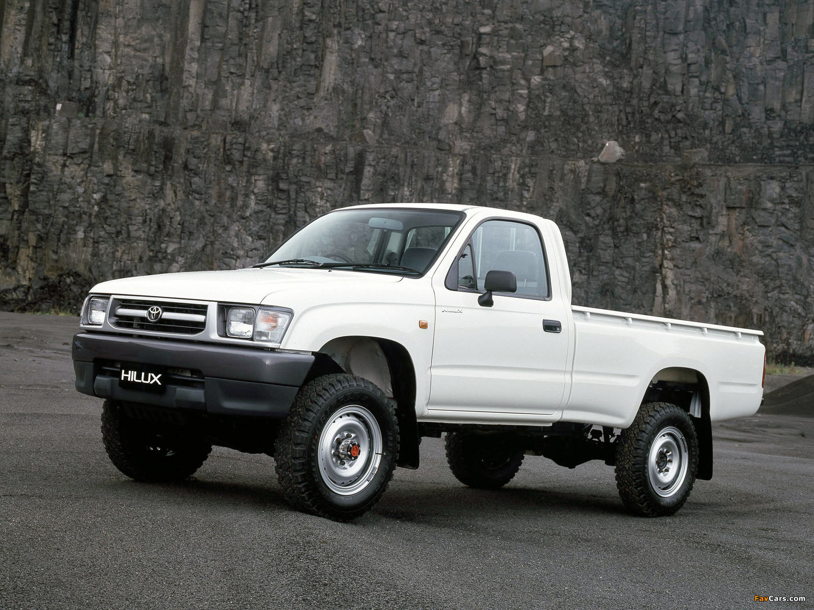 Toyota Hilux Single Cab AU-spec 1997–2001 wallpapers (1600 x 1200)