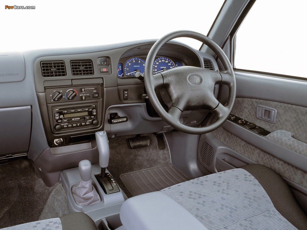 Toyota Hilux Double Cab AU-spec 2001–05 wallpapers (1024 x 768)