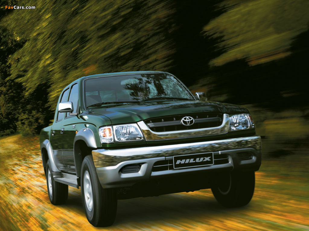 Toyota Hilux Double Cab 2001–05 wallpapers (1024 x 768)