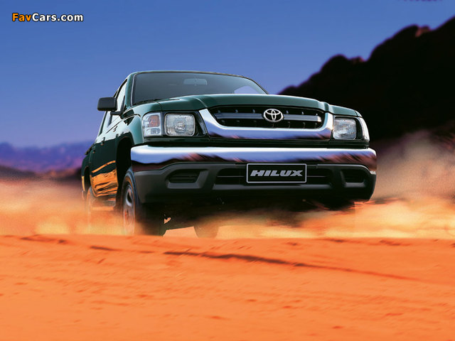 Toyota Hilux Double Cab 2001–05 wallpapers (640 x 480)