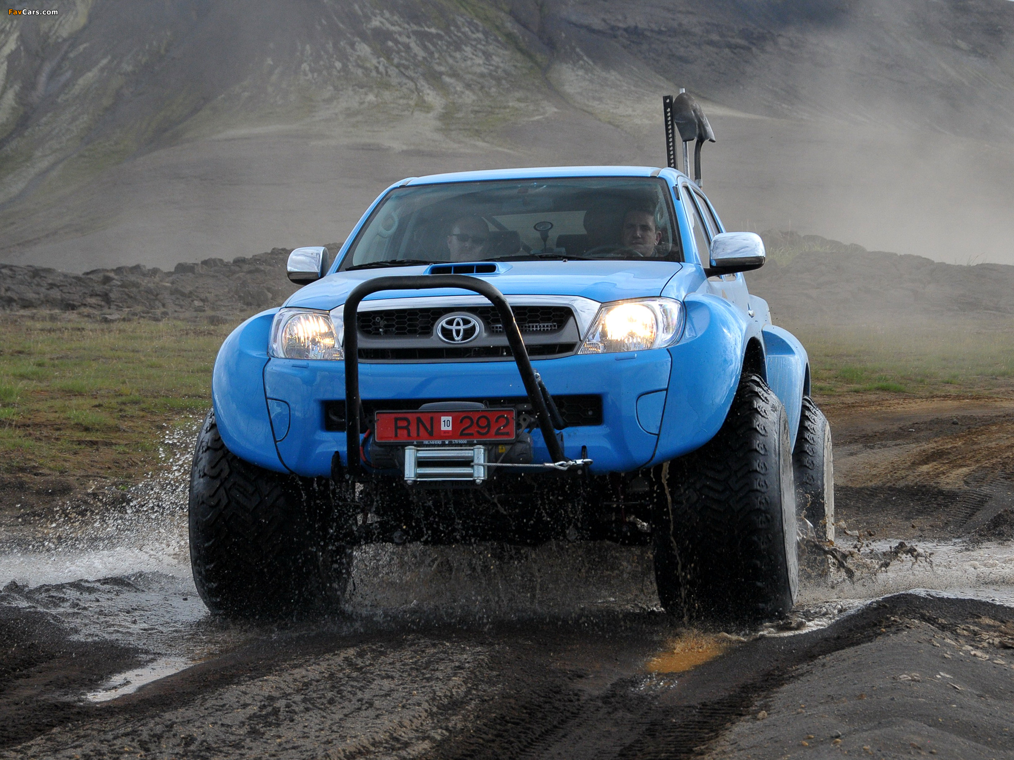 Arctic Trucks Toyota Hilux AT44 2007 wallpapers (2048 x 1536)