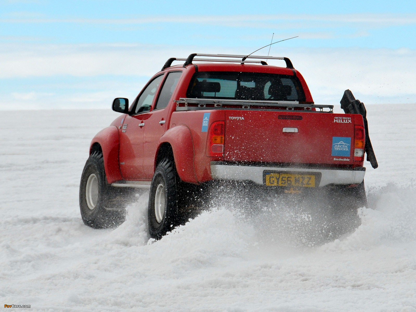 Arctic Trucks Toyota Hilux Invincible AT38 2007 wallpapers (1600 x 1200)