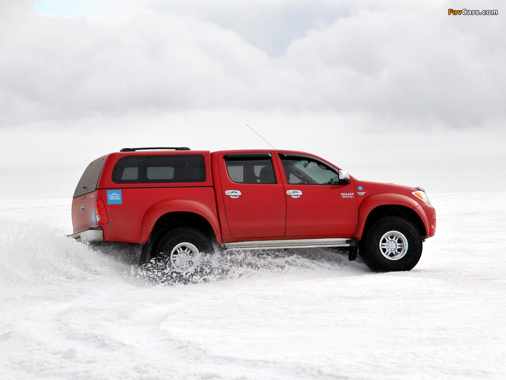 Arctic Trucks Toyota Hilux Double Cab AT35 2007 wallpapers (1024 x 768)