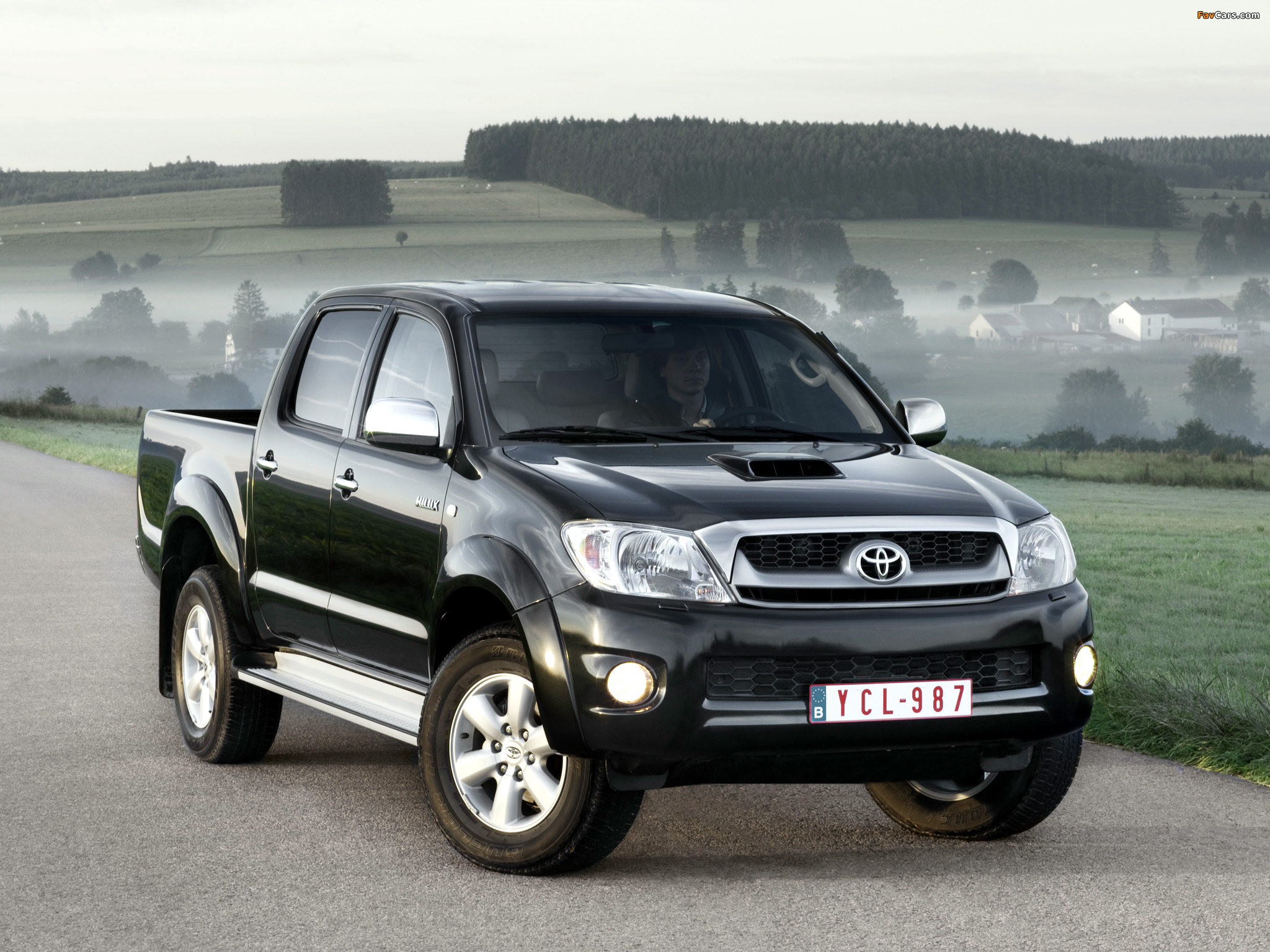 Toyota Hilux Double Cab 2008–11 wallpapers (2048 x 1536)