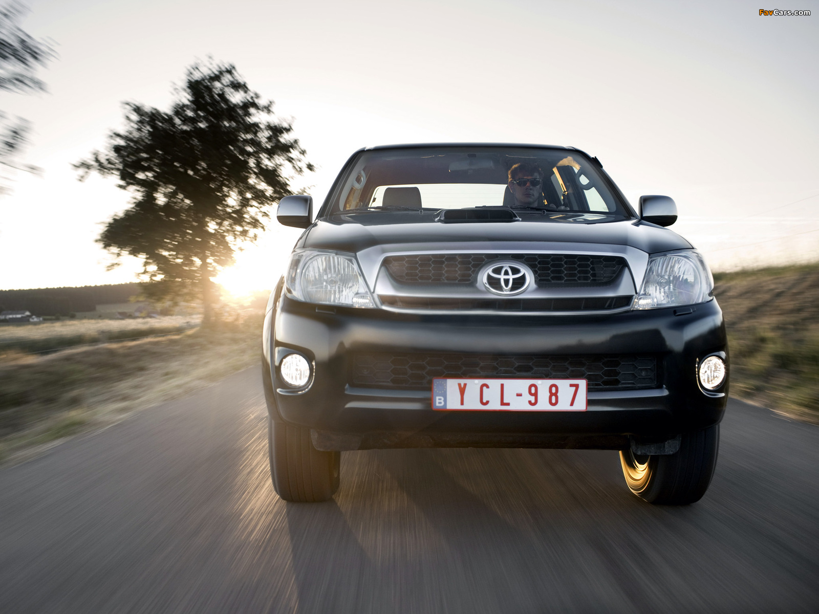 Toyota Hilux Double Cab 2008–11 wallpapers (1600 x 1200)