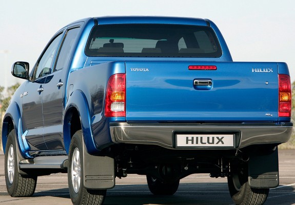 Toyota Hilux Double Cab UK-spec 2008–11 wallpapers