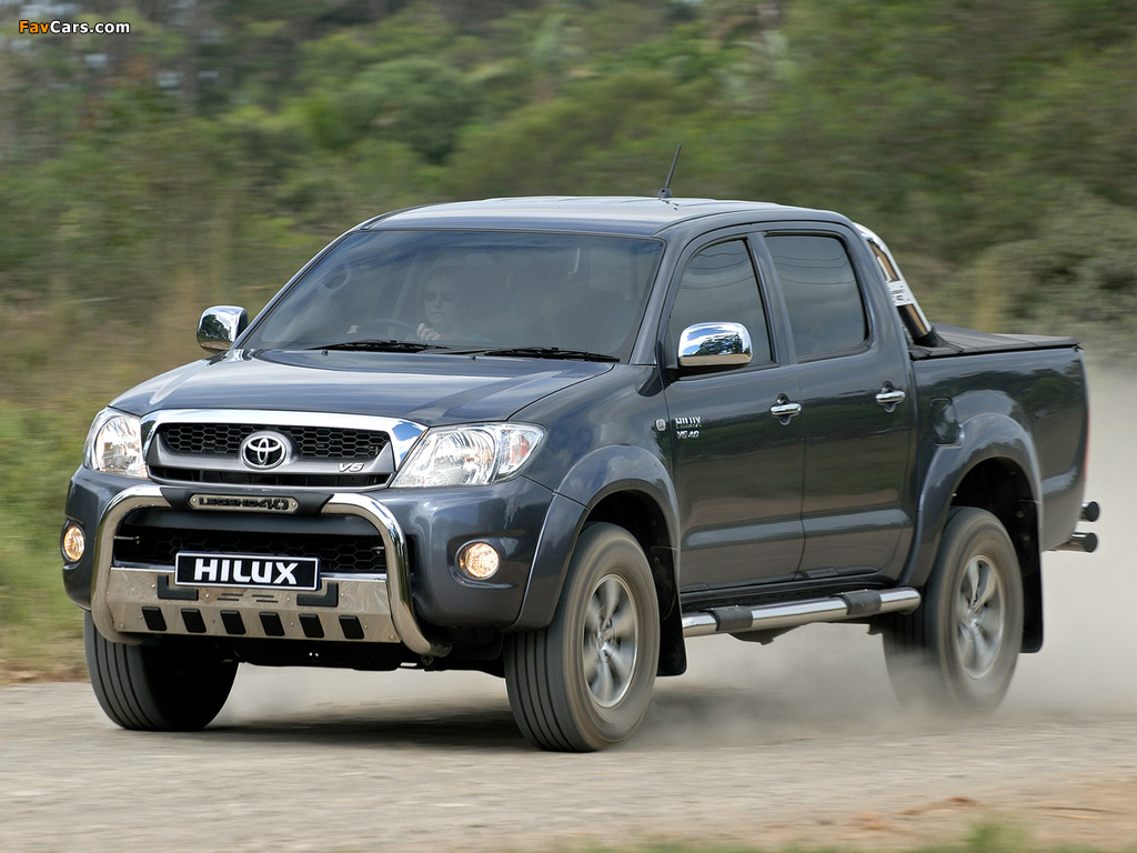 Toyota Hilux Legend 40 Double Cab 2010 wallpapers (1024 x 768)