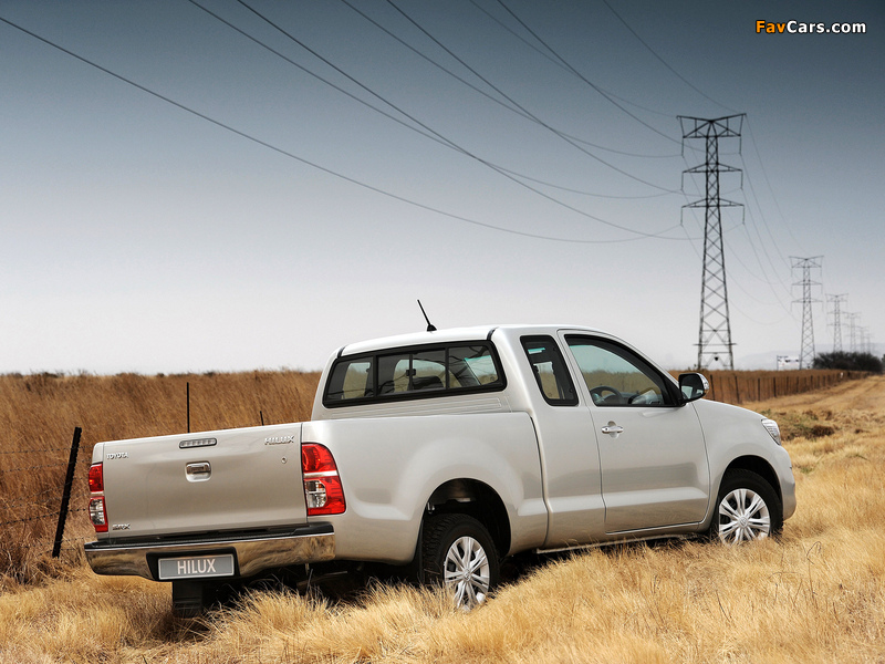 Toyota Hilux Xtra Cab ZA-spec 2011 wallpapers (800 x 600)