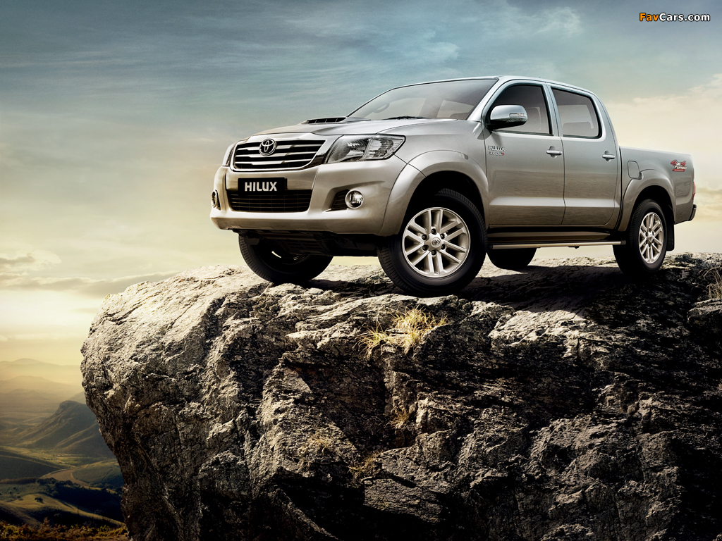 Toyota Hilux Double Cab TH-spec 2011 wallpapers (1024 x 768)