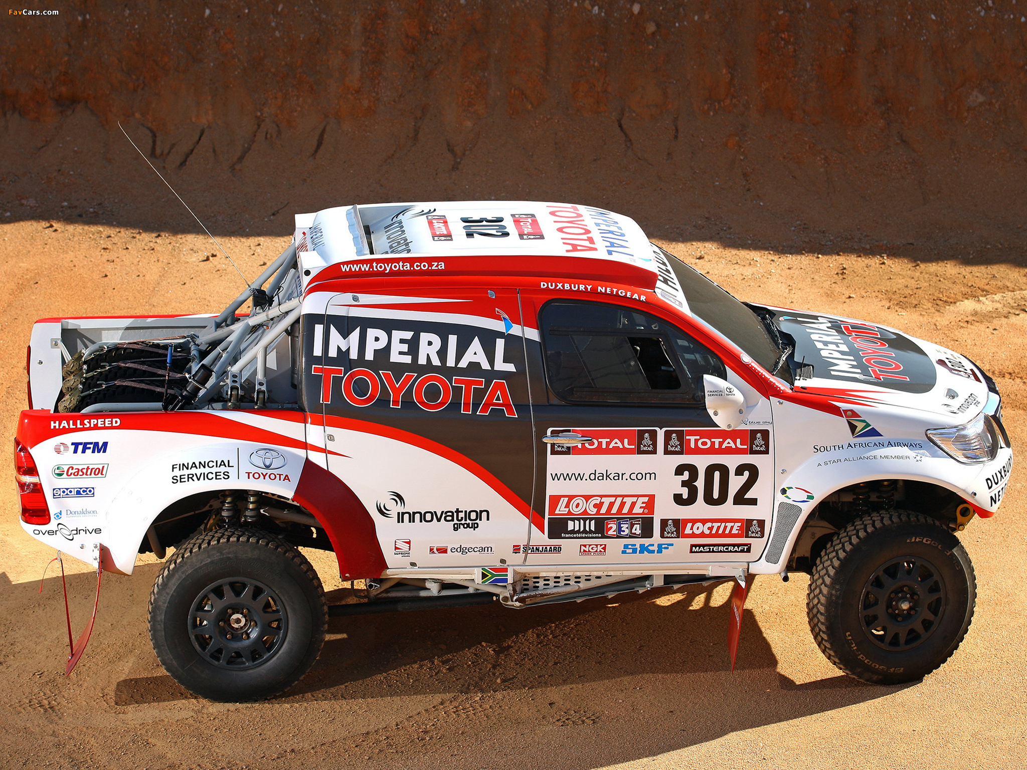 Toyota Hilux Rally Car 2012 wallpapers (2048 x 1536)