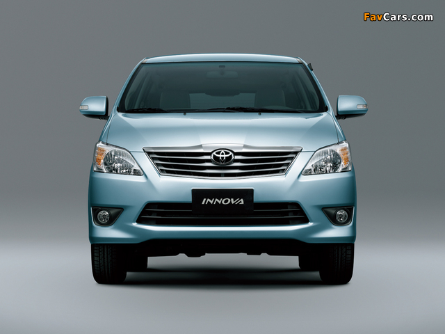 Photos of Toyota Innova 2011 (640 x 480)