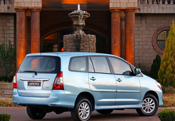 Photos of Toyota Innova ZA-spec 2011