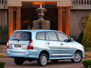 Toyota Innova ZA-spec 2011 wallpapers