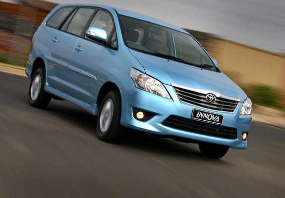 Pictures of Toyota Innova ZA-spec 2011