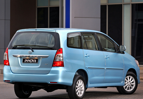 Toyota Innova ZA-spec 2011 images