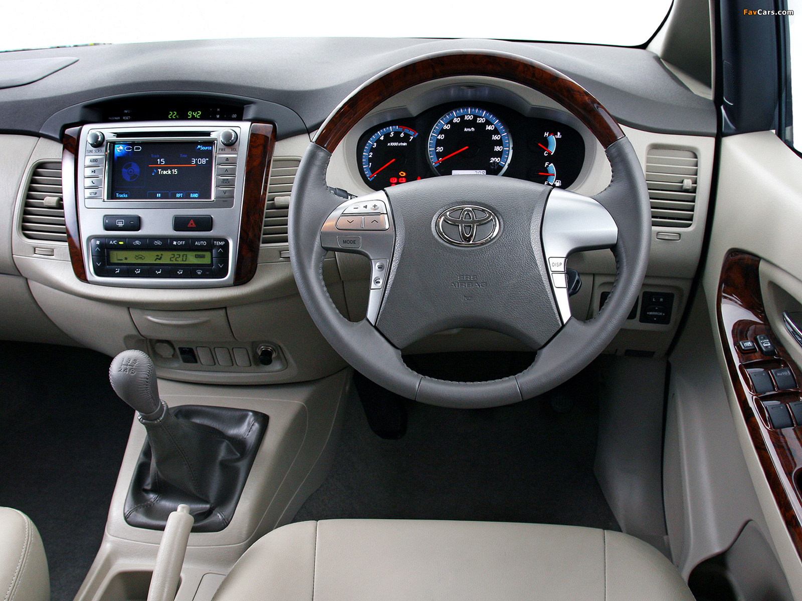 Toyota Innova ZA-spec 2011 pictures (1600 x 1200)