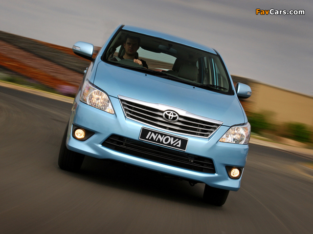 Toyota Innova ZA-spec 2011 wallpapers (640 x 480)