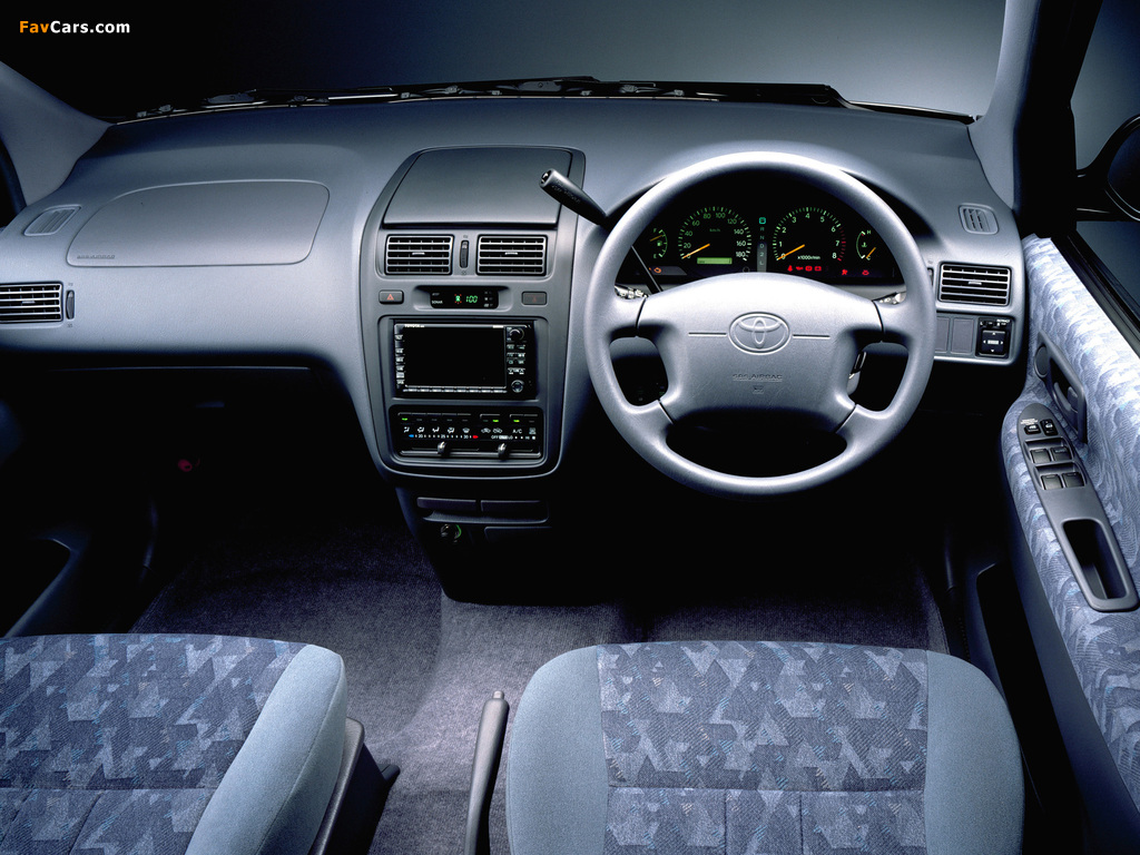 Photos of Toyota Ipsum (XM10G) 1996–2001 (1024 x 768)