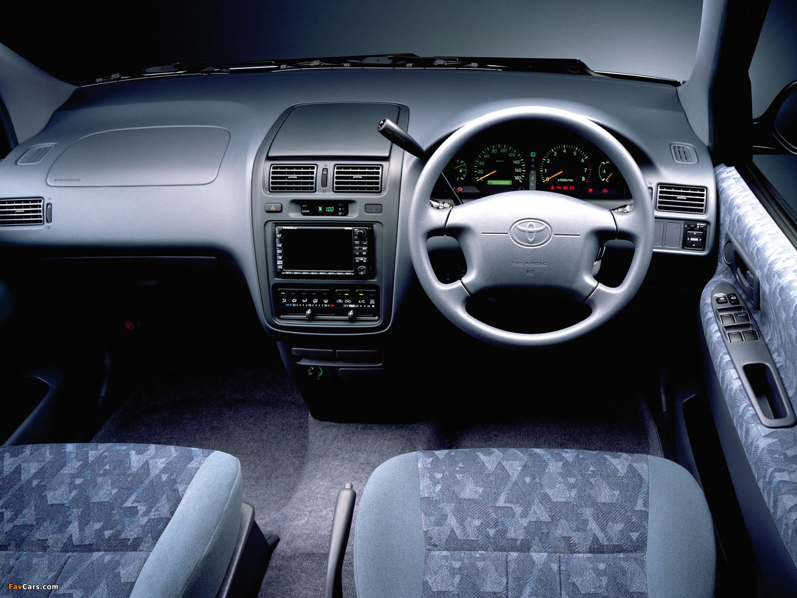 Photos of Toyota Ipsum (XM10G) 1996–2001 (1600 x 1200)