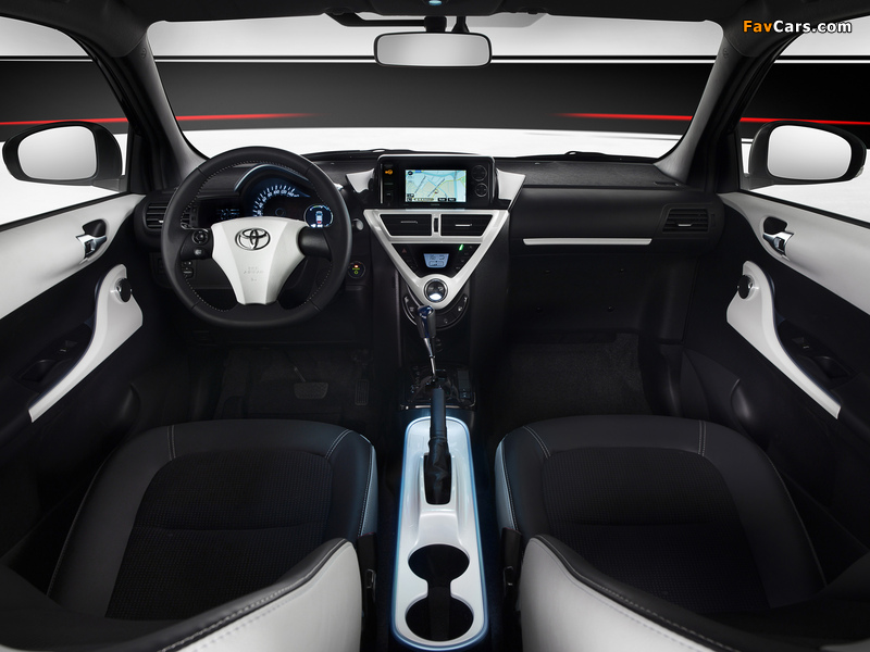 Images of Toyota iQ EV 2012 (800 x 600)