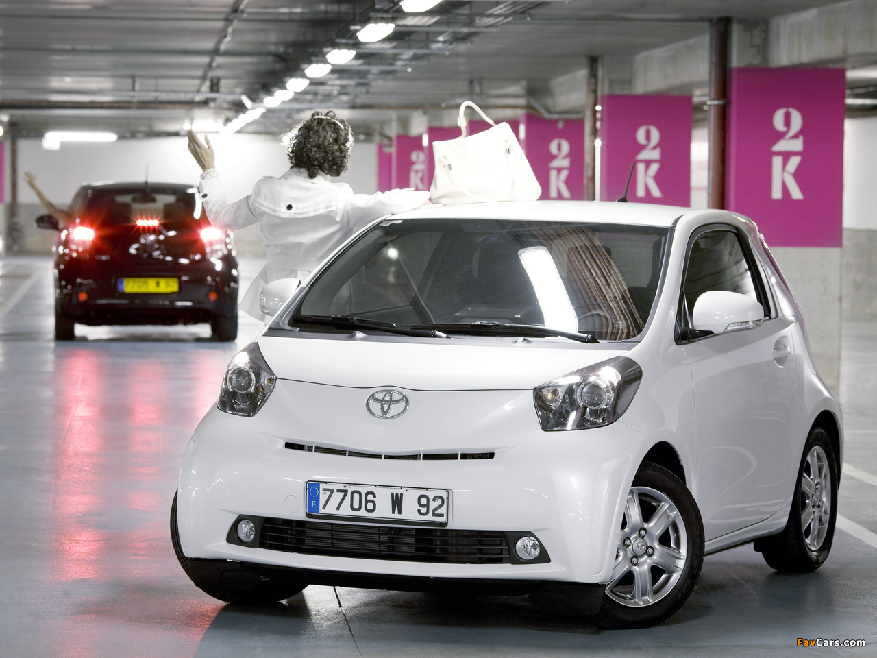 Toyota iQ (KGJ10) 2008 images (1280 x 960)