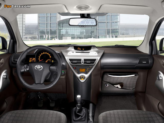 Toyota iQ (KGJ10) 2008 photos (640 x 480)