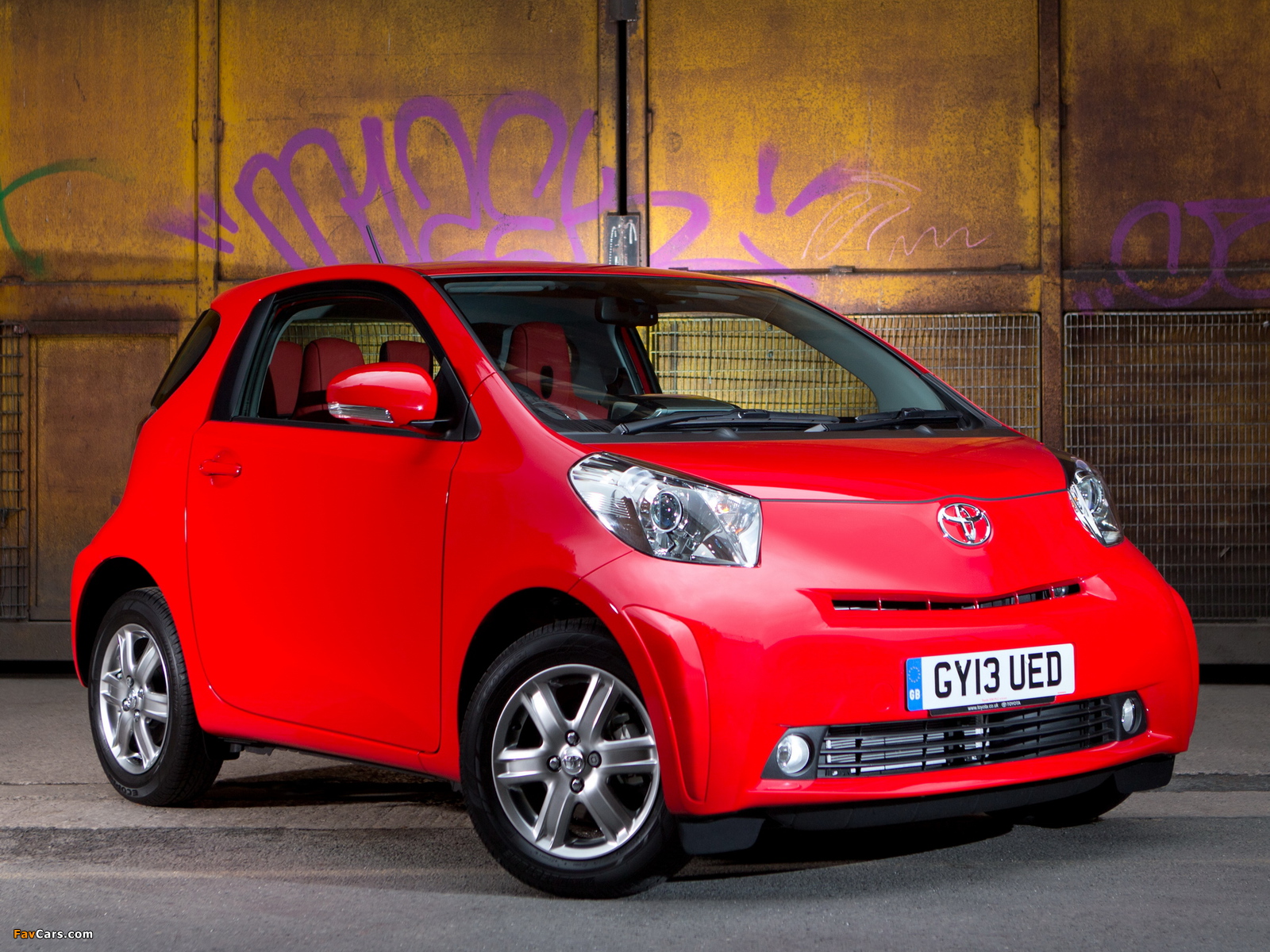 Toyota iQ UK-spec (KGJ10) 2009 pictures (1600 x 1200)