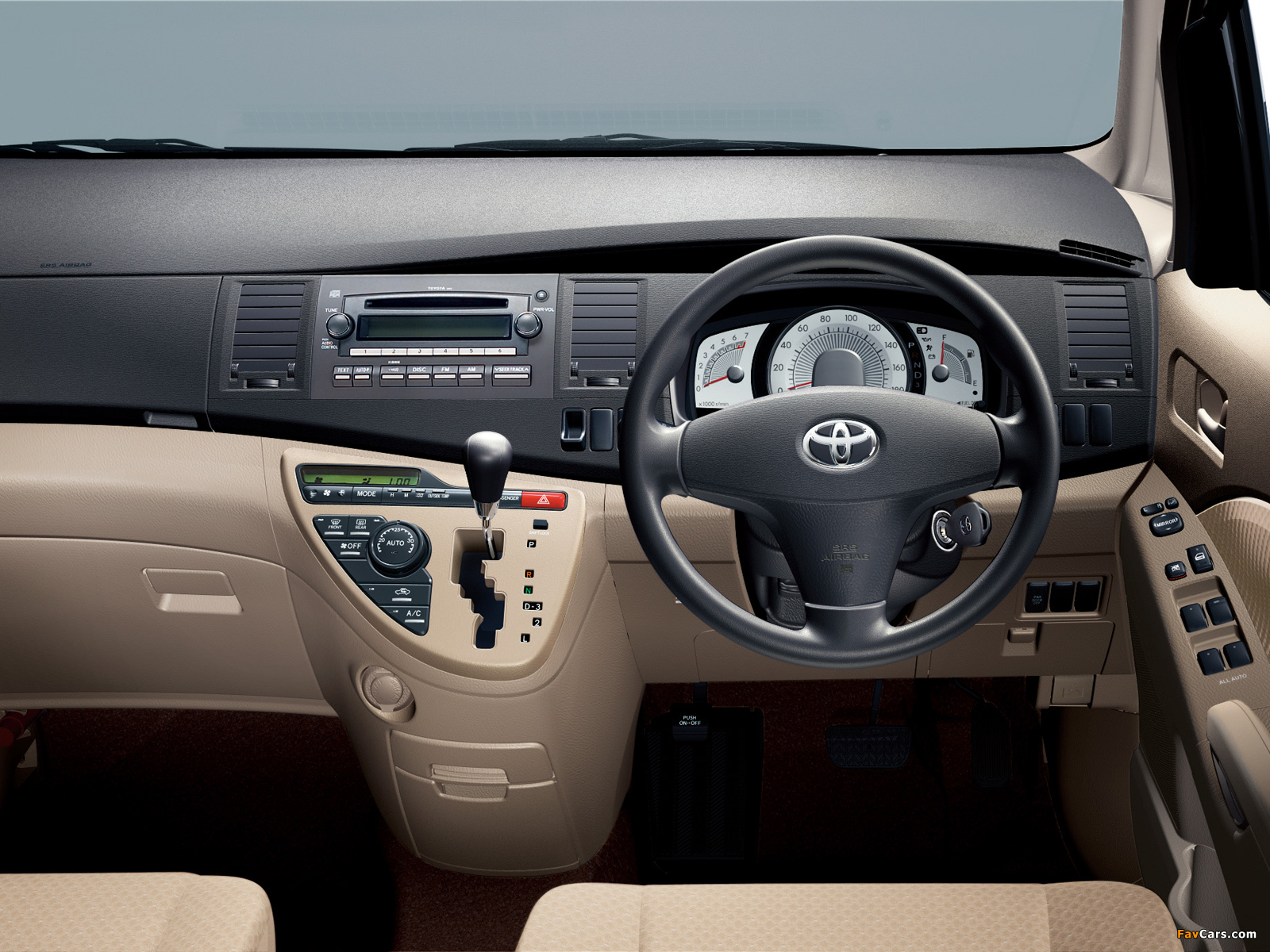 Toyota Isis L 2004–05 wallpapers (1600 x 1200)