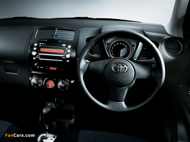 Toyota Ist 2007 photos (640 x 480)