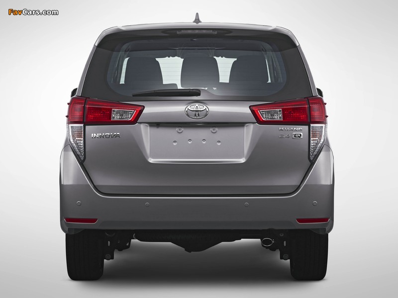 Toyota Kijang Innova 2015 images (800 x 600)