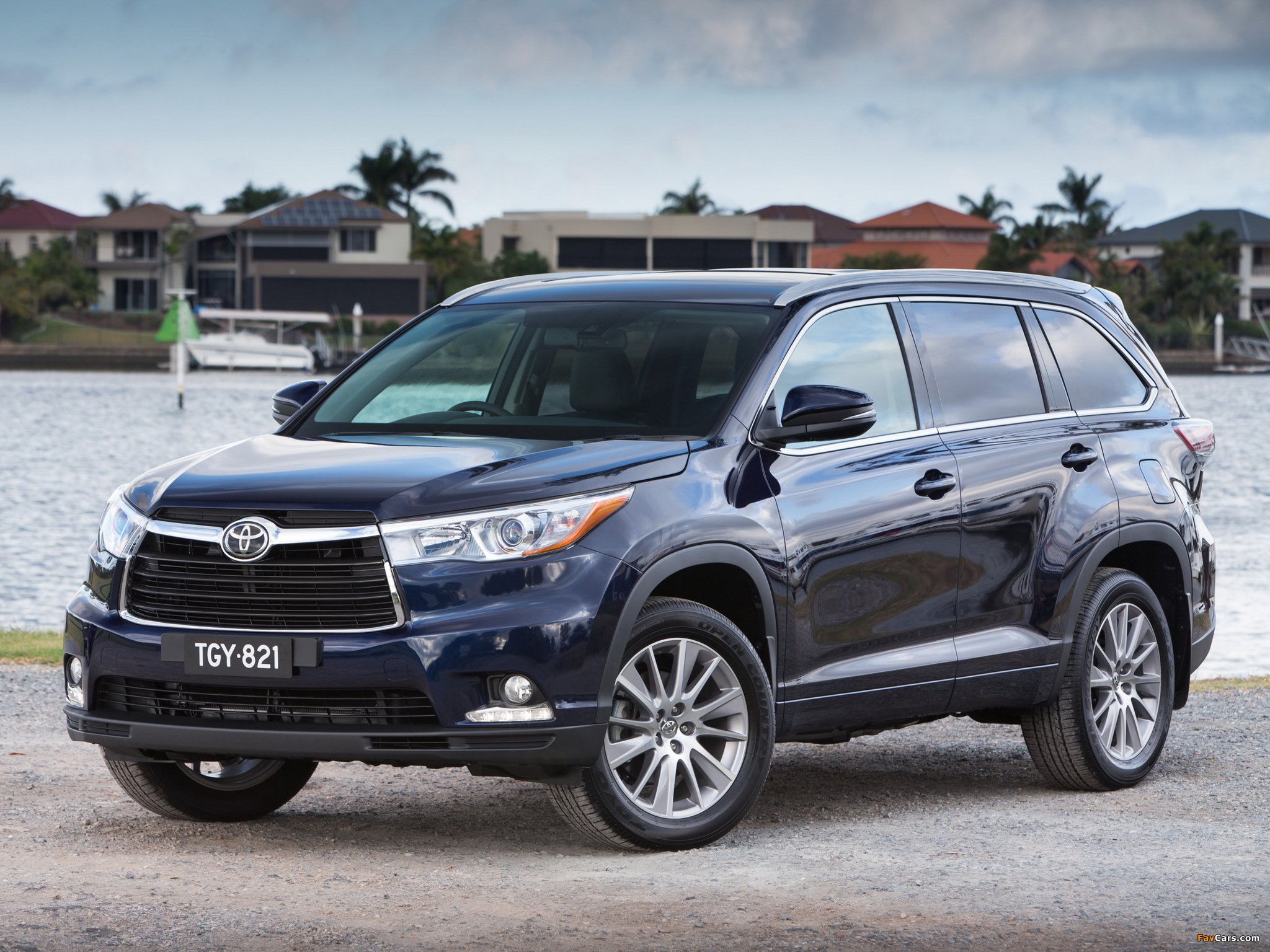 Pictures of Toyota Kluger 2014 (2048 x 1536)