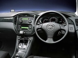 Toyota Kluger V 2000–03 photos