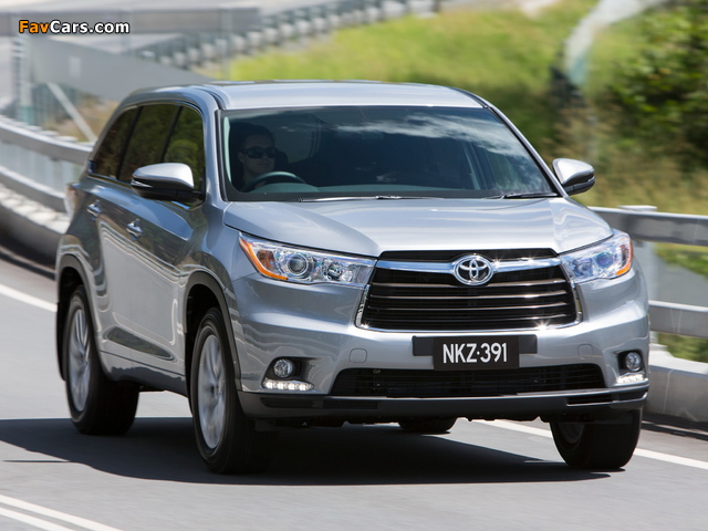 Toyota Kluger 2014 pictures (640 x 480)