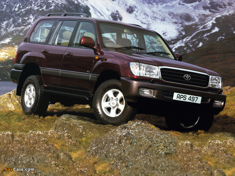 Images of Toyota Land Cruiser Amazon (J100-101) 1998–2002 (800 x 600)