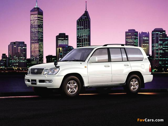 Toyota Land Cruiser Cygnus (UZJ100W) 1998–2003 wallpapers (640 x 480)