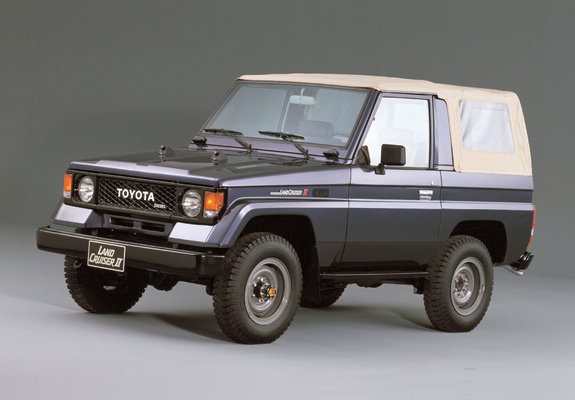 Photos of Toyota Land Cruiser II Canvas Top (LJ71) 1985–90