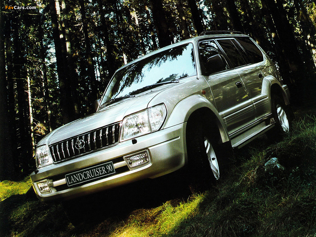 Images of Toyota Land Cruiser 90 5-door (J95W) 1999–2002 (1024 x 768)
