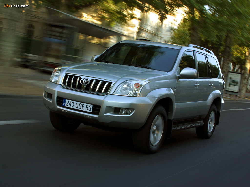 Images of Toyota Land Cruiser Prado 5-door (J120W) 2003–07 (1024 x 768)