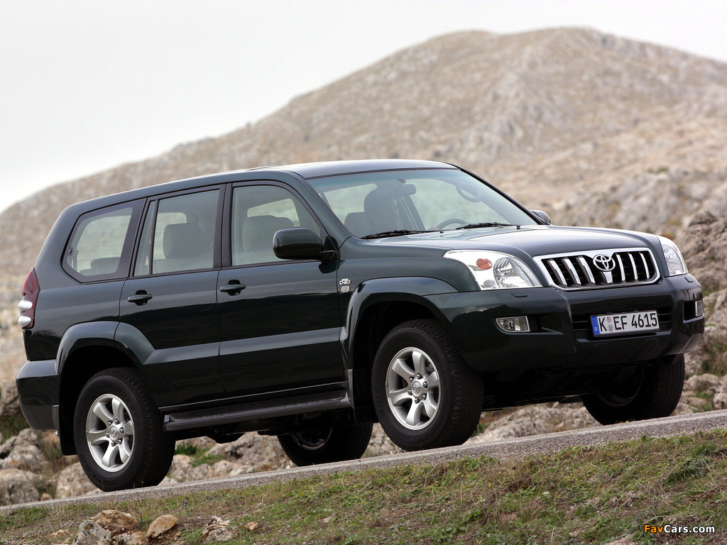 Images of Toyota Land Cruiser Prado 5-door (J120W) 2003–07 (1024 x 768)