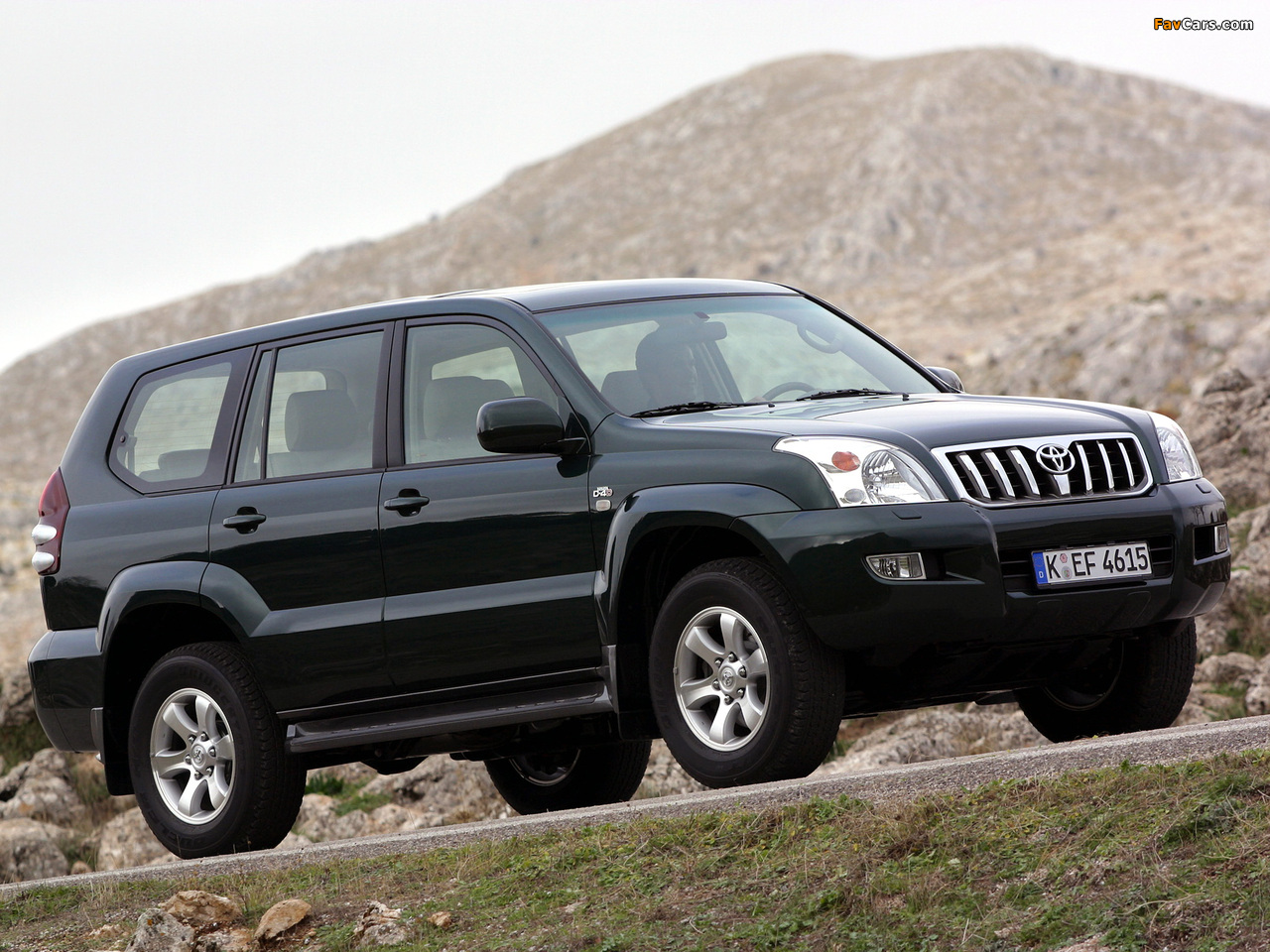 Images of Toyota Land Cruiser Prado 5-door (J120W) 2003–07 (1280 x 960)