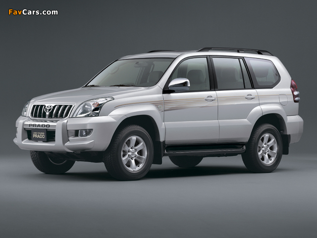 Images of Toyota Land Cruiser Prado 5-door UAE-spec (J120W) 2003–09 (640 x 480)