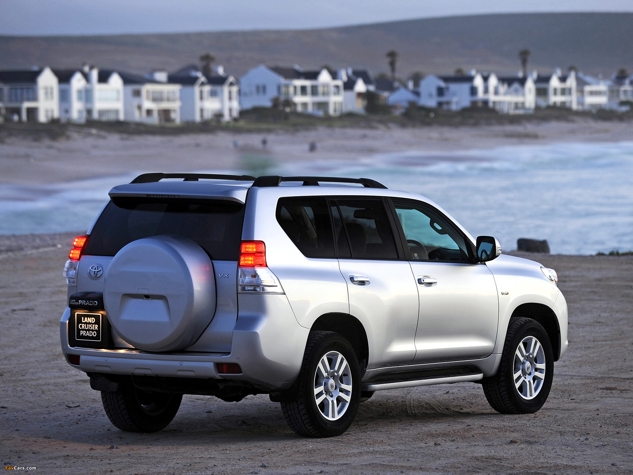 Images of Toyota Land Cruiser Prado VX 5-door ZA-spec (150) 2009 (2048 x 1536)