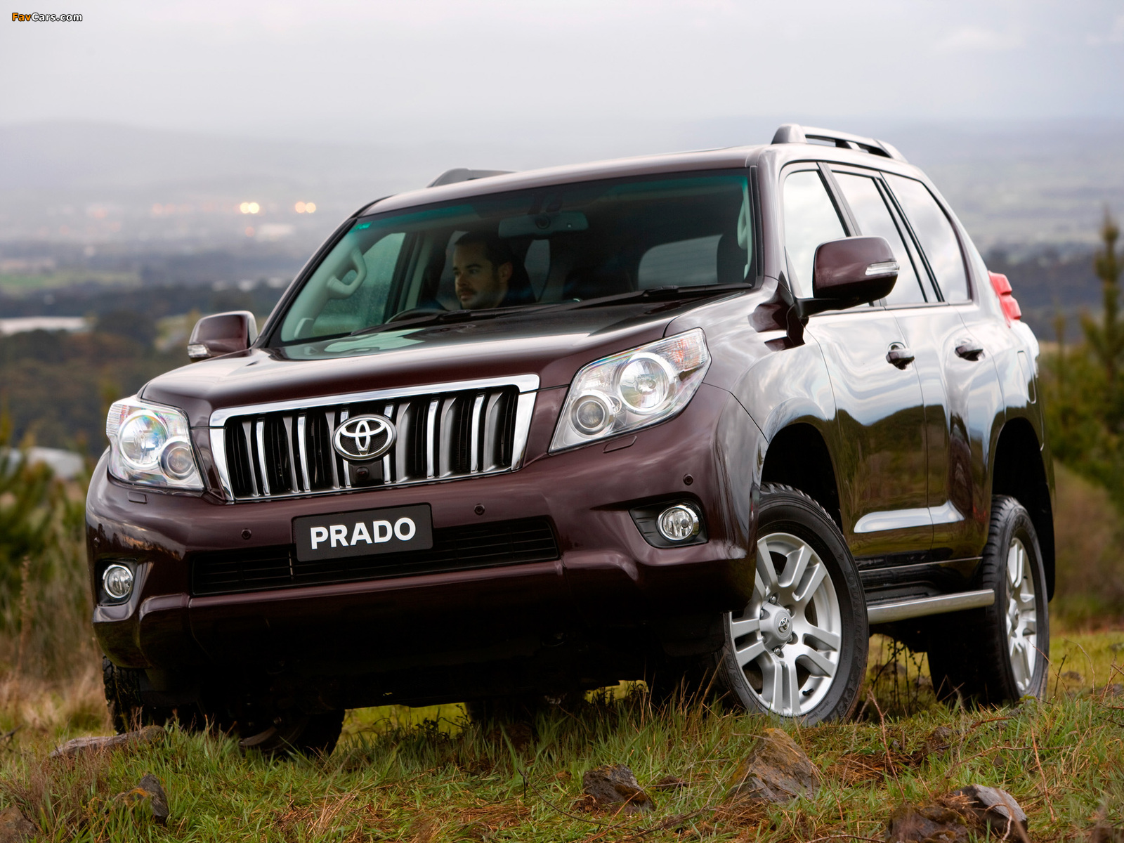 Images of Toyota Land Cruiser Prado 5-door AU-spec (150) 2009 (1600 x 1200)