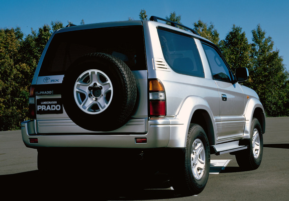 Photos of Toyota Land Cruiser Prado 3-door (J90W) 1996–99