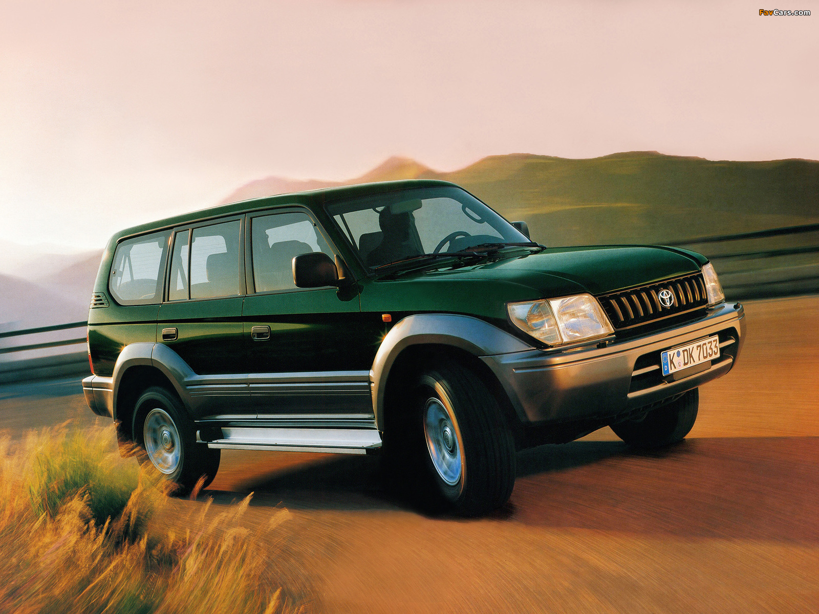 Pictures of Toyota Land Cruiser 90 5-door (J95W) 1996–99 (1600 x 1200)