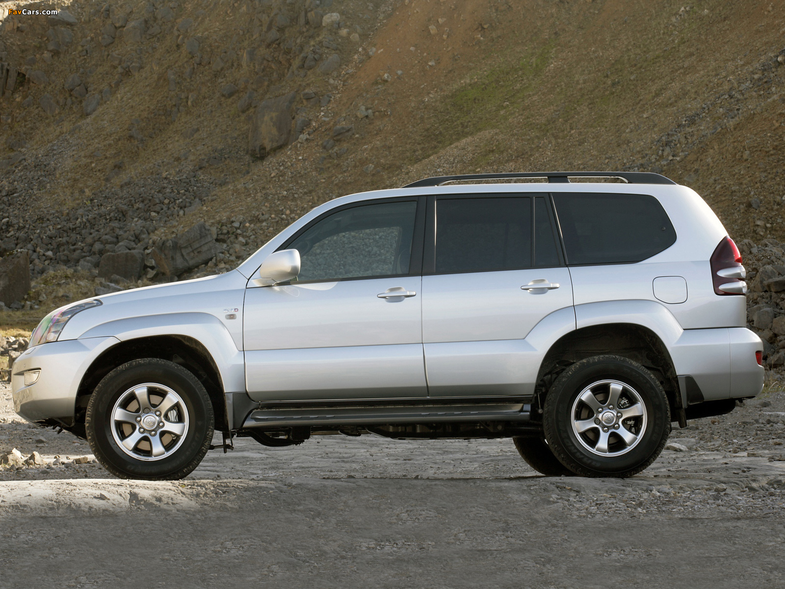 Pictures of Toyota Land Cruiser Prado Invincible 5-door (J120W) 2007 (1600 x 1200)