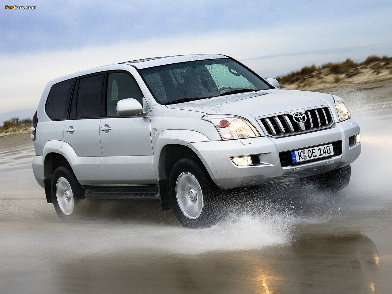 Pictures of Toyota Land Cruiser Prado 5-door (J120W) 2007–09 (1280 x 960)