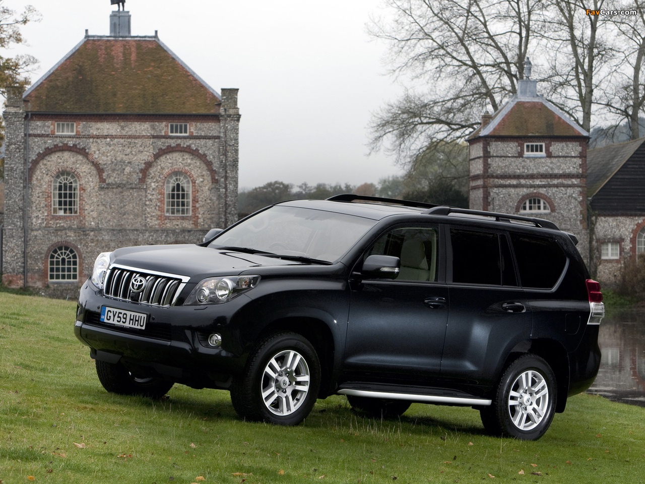 Pictures of Toyota Land Cruiser Prado 5-door UK-spec (150) 2009 (1280 x 960)